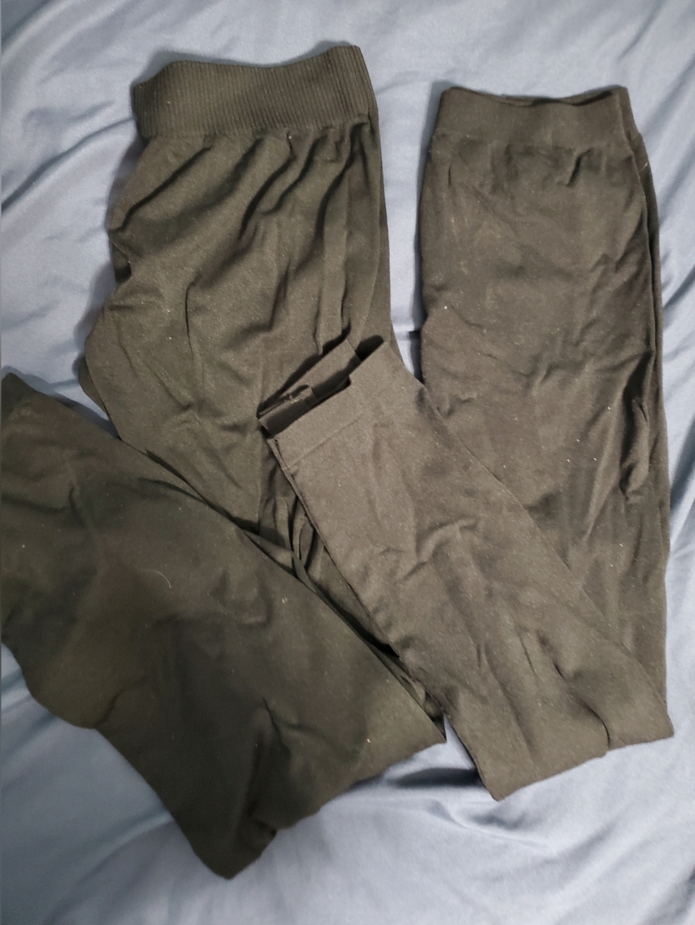 Bundle Of 2 Pairs Of Leggings